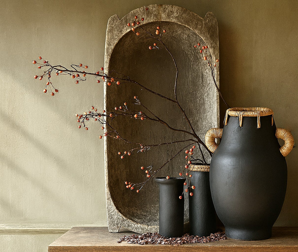 Noira Clay Vase – Matte Black with Rattan Accents