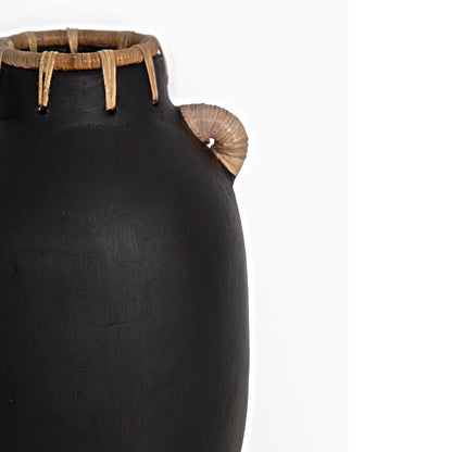 Noira Clay Vase – Matte Black with Rattan Accents