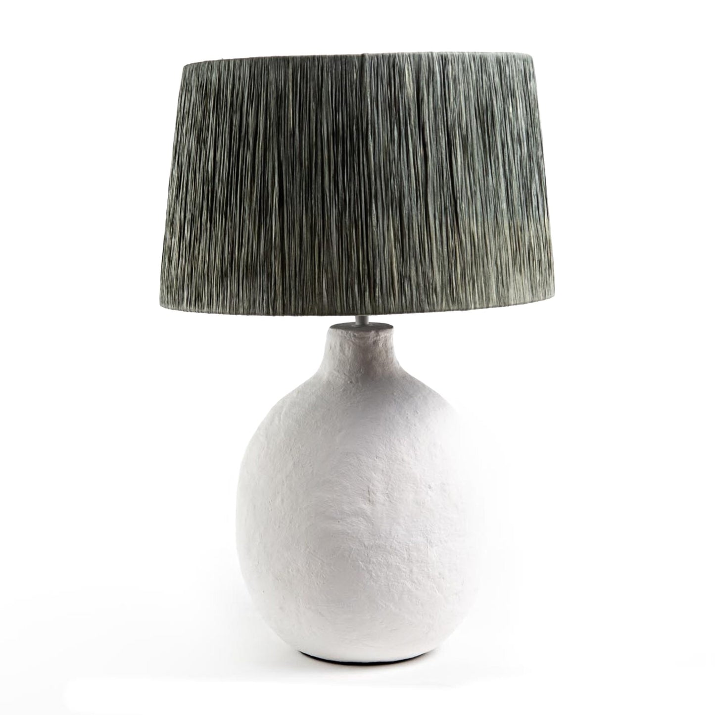 Fajra Επιτραπέζιο Φωτιστικό – Πράσινο Καπέλο Raffia, Λευκή Βάση