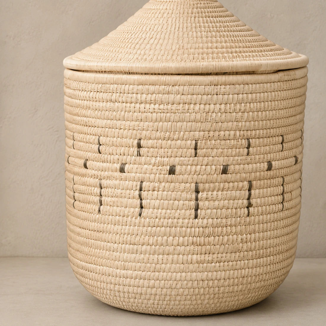 Handwoven Palm Storage Basket with Lid (Patterned)