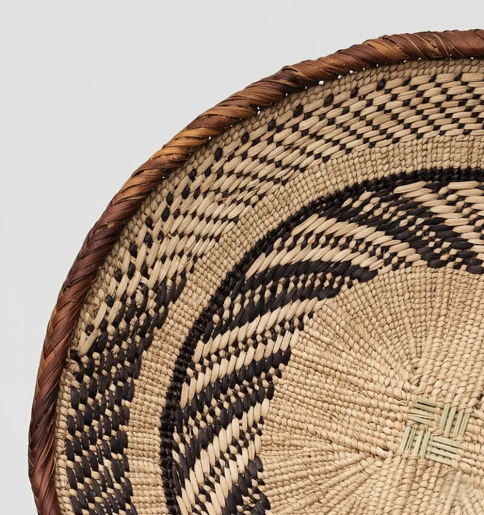 Zim Patterned Wall Plate