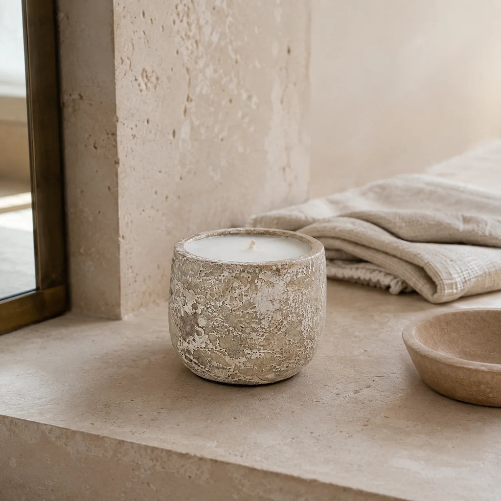Mingi White Ceramic Candle – Large