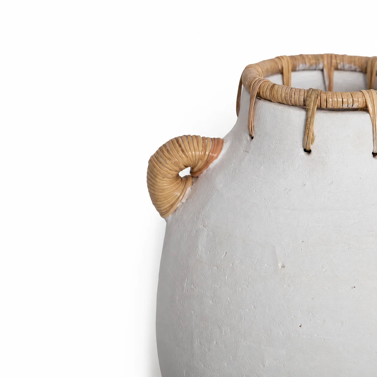 Usiris White Decorative Vase